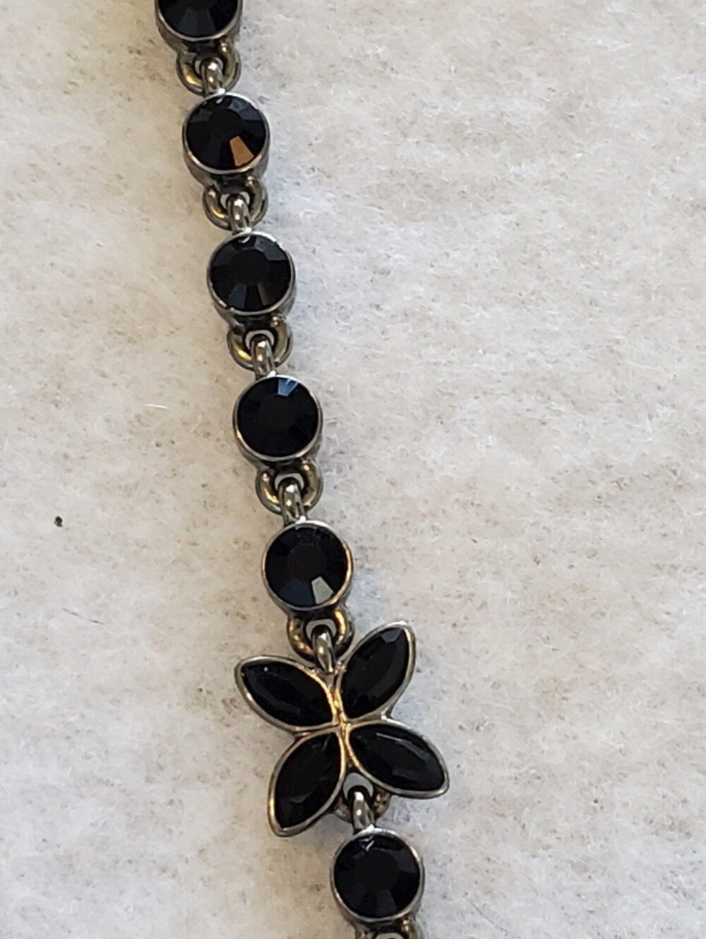 SET: Black Crystal Bracelet & Earrings - Picture 5 of 6